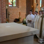 Konsekracja ołtarza w katedrze