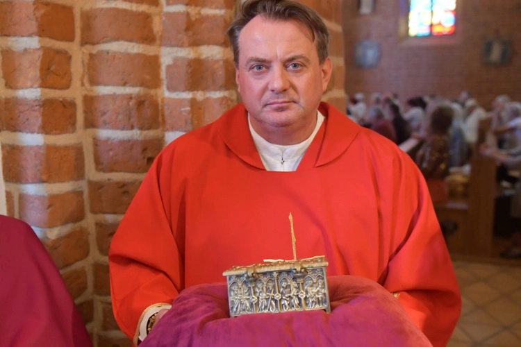 Konsekracja ołtarza w katedrze