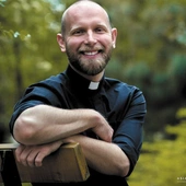 O. Roman Groszewski SJ: Bycie miłosiernym trzeba zacząć od siebie. Również od swego ciała
