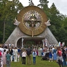 W czasie Eucharystii ponad 200 małżonków odnowiło swoje przyrzeczenia.