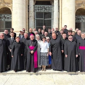  Najważniejszym momentem wyjazdu była audiencja generalna na placu św. Piotra. 