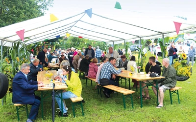 Choć pogoda nie rozpieszczała, panowała radosna atmosfera.