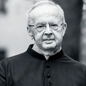 Zmarł ks. prałat Andrzej Perdzyński