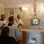 Biskup poświęcił kapilicę w Ciepielowie k. Nowej Soli