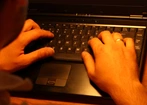 Trzy miesiące więzienia w zawieszeniu za znieważenie Żydów wpisami w internecie