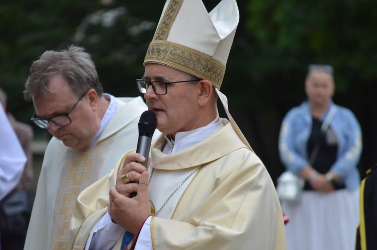 Odpust w Piekarach Śląskich - poświęcenie kaplic
