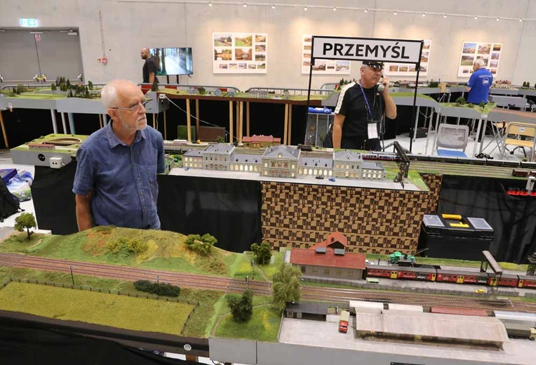 Jubileusz Krakowskiego Klubu Modelarzy Kolejowych