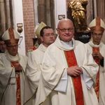 Początek plenarnych obrad synodu archidiecezji wrocławskiej