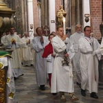 Początek plenarnych obrad synodu archidiecezji wrocławskiej