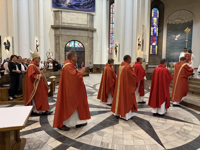 Jubileusz katechetów i nauczycieli w katedrze