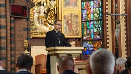 Obrady plenarne II Synodu Archidiecezji Wrocławskiej. Jak słudzy przy stągwiach w Kanie
