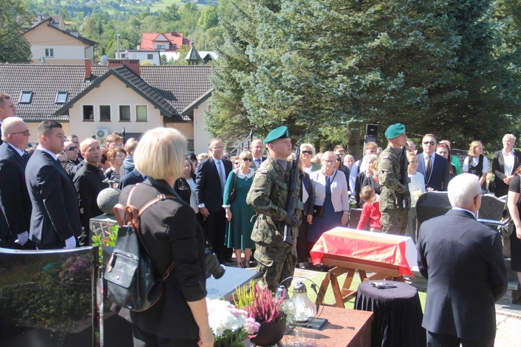 Krużlowa. Pogrzeb śp. Stanisława Barana w 86 lat od jego śmierci