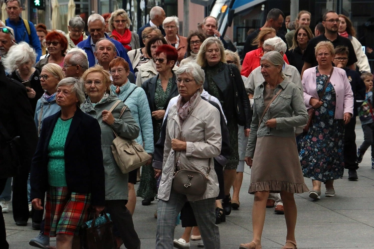 Procesja z relikwiami św. Doroty i św. Stanisława we Wrocławiu 2025