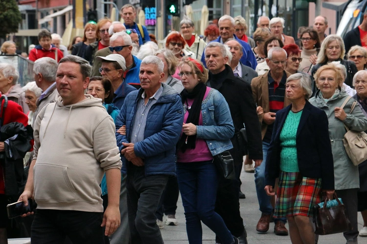 Procesja z relikwiami św. Doroty i św. Stanisława we Wrocławiu 2025