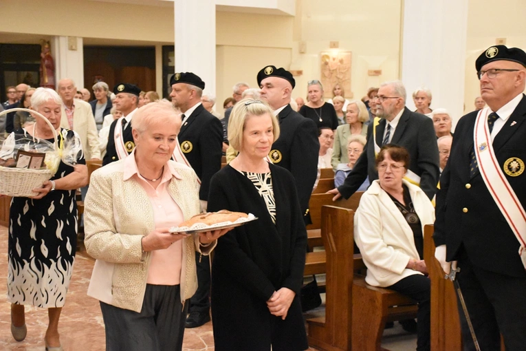 Eucharystia pod przewodnictwem bp. Szlachetki