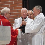 Od 60 lat pełni służbę przy ołtarzu