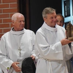 Od 60 lat pełni służbę przy ołtarzu