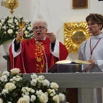 Od 60 lat pełni służbę przy ołtarzu