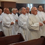 Od 60 lat pełni służbę przy ołtarzu