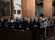 157 lat elżbietańskich