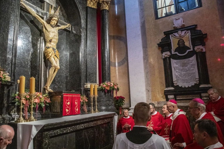 Krzyżu święty, nade wszystko... Uroczystości 500-lecia Krzyża Baryczków