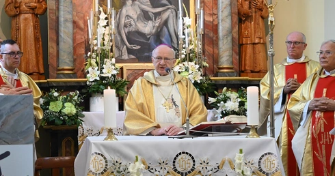 Dziękowali Bogu za 100 lat kościoła w Przysieczy