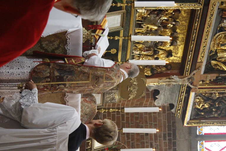 Uroczystość Podwyższenia Krzyża Świętego w Duszpasterstwie Wiernych Tradycji Łacińskiej