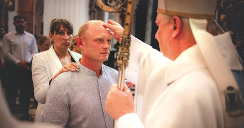 – Napełnij nasze serca swoim światłem i radością – modlił się biskup.