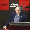– Zaczynałem moją przygodę z radiem 30 lat temu, prowadząc jeszcze jako student, przed wstąpieniem do seminarium, audycję muzyczną w Katolickim Radiu Ciechanów – mówi ksiądz radiowiec.