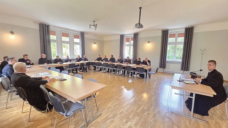 Rekolekcjonista prowadził uczestników drogą lectio divina. 