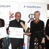 Ksiądz Fąfara z Nagrodą im. Mariana Korneckiego