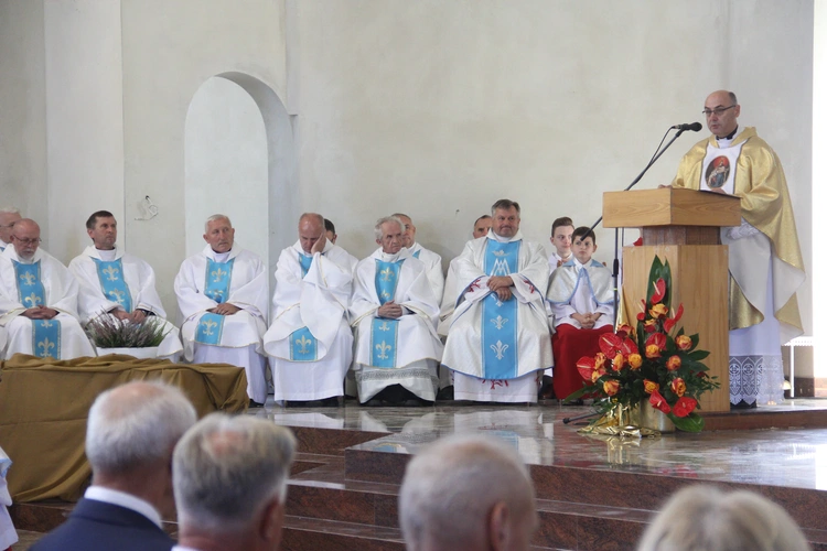 Wmurowanie kamienia węgielnego w Czarnym Potoku