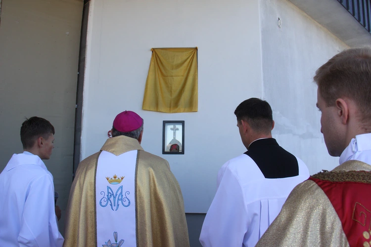 Wmurowanie kamienia węgielnego w Czarnym Potoku