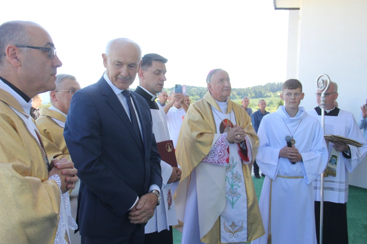 Wmurowanie kamienia węgielnego w Czarnym Potoku