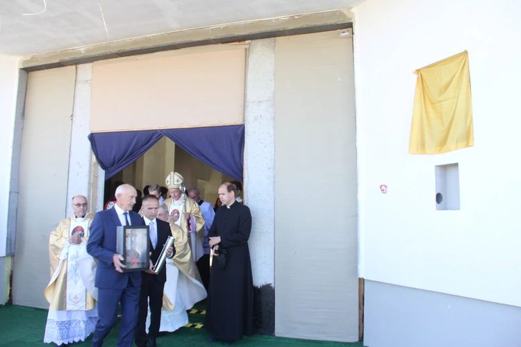 Wmurowanie kamienia węgielnego w Czarnym Potoku