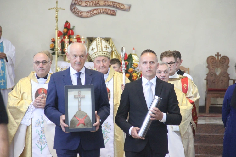 Wmurowanie kamienia węgielnego w Czarnym Potoku