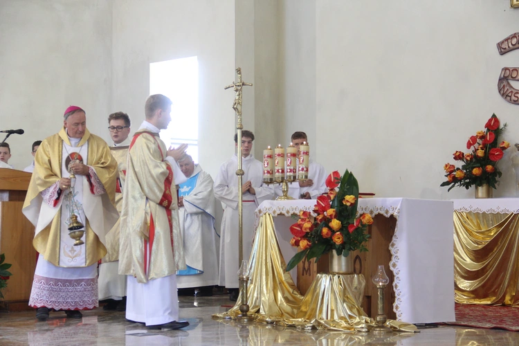 Wmurowanie kamienia węgielnego w Czarnym Potoku