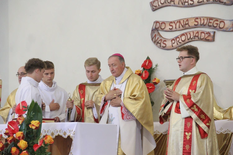 Wmurowanie kamienia węgielnego w Czarnym Potoku