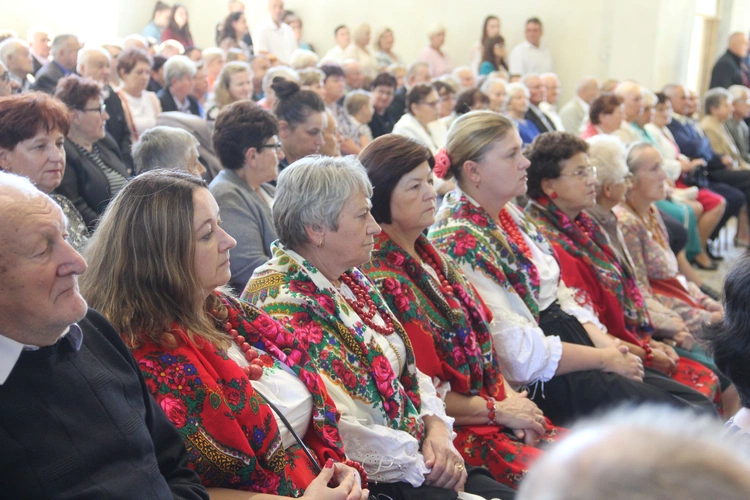 Wmurowanie kamienia węgielnego w Czarnym Potoku