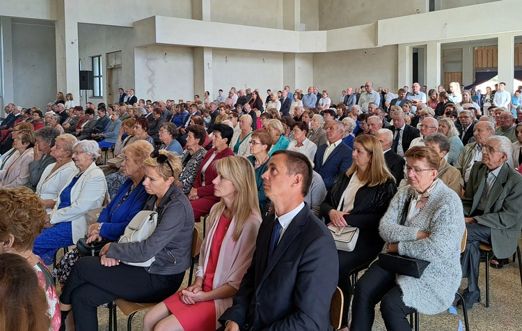 Wmurowanie kamienia węgielnego w Czarnym Potoku