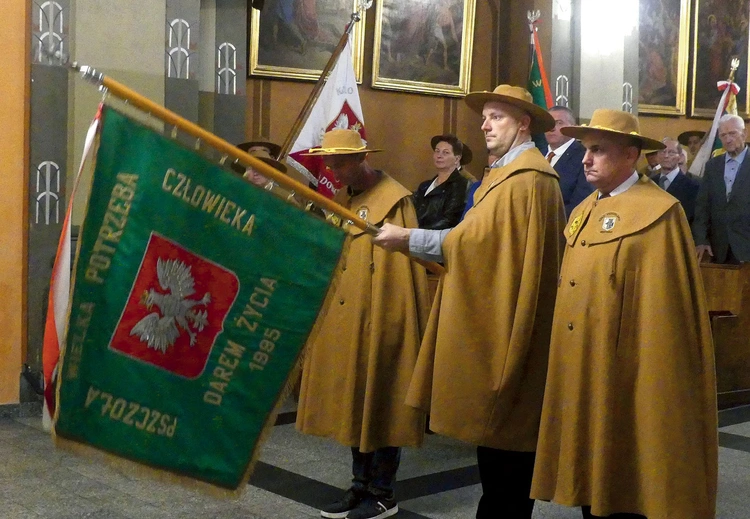 Jubileuszowe obchody rozpoczęły się w katedrze św. Mikołaja.