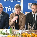 Fraszki, treny, pieśni