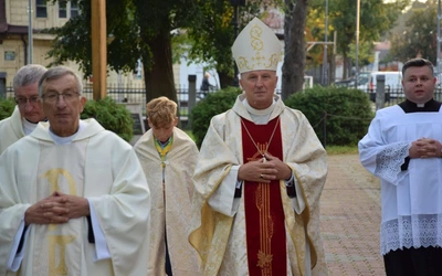 Bp Solarczyk modlił się o dar beatyfikacji matki Kazimiery Gruszczyńskiej