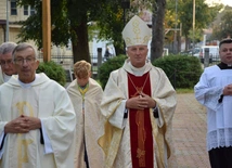 Bp Solarczyk modlił się o dar beatyfikacji matki Kazimiery Gruszczyńskiej