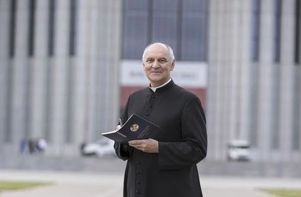 „Dzienniczek wdzięczności”. Świątynia Opatrzności Bożej proponuje pomoc w codziennej modlitwie