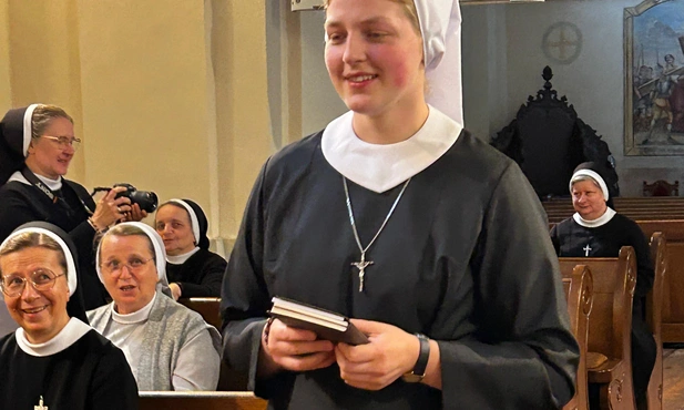 Świętość codzienności - poszukiwanie sensu w świecie chaosu