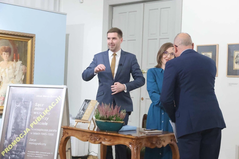 Promocja książki dr Jakuba Bulzaka