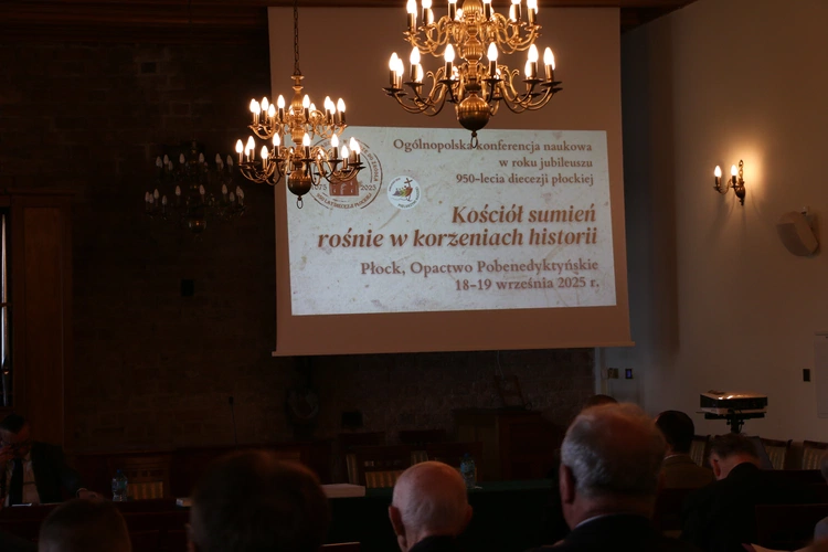 Płock. Ogólnopolska konferencja o dziejach diecezji płockiej