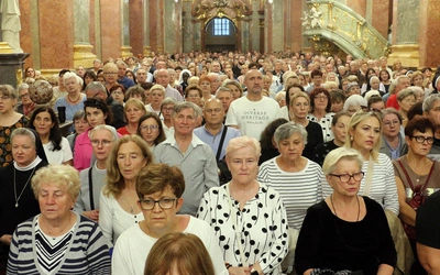 Abp Kupny na Jasnej Górze: Stańmy się jak dzieci, które prowadzi Matka Boża