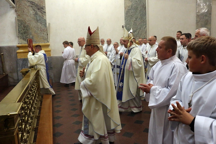 Pielgrzymka wiernych i duchowieństwa archidiecezji wrocławskiej na Jasną Górę